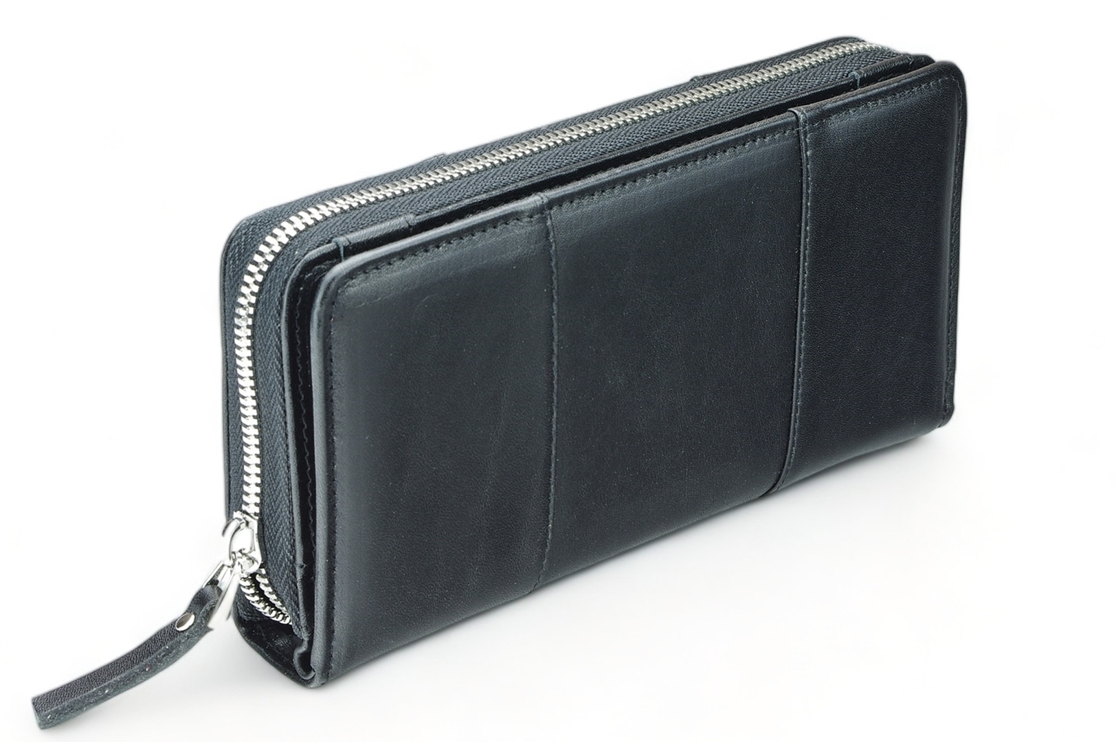 a LEATHER WALLET Model 30 BL-0-1_NIC