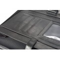 A4 size conference folder with a zipper made of genuine leather. 19 BL-0-1F