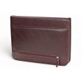A4 size conference folder with a zipper made of genuine leather. 19 BL-0-2F