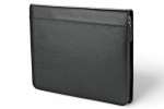 A4 size conference folder with a zipper made of genuine leather. 26BL 4-1F