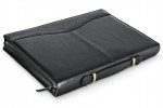 A4 size conference folder with a zipper made of genuine leather. 2R BL 0-1F