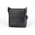 Classic leather shoulder bag. 31 BL-0-1BG