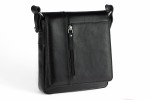   Classic leather shoulder bag. 36 BL-0-1BG