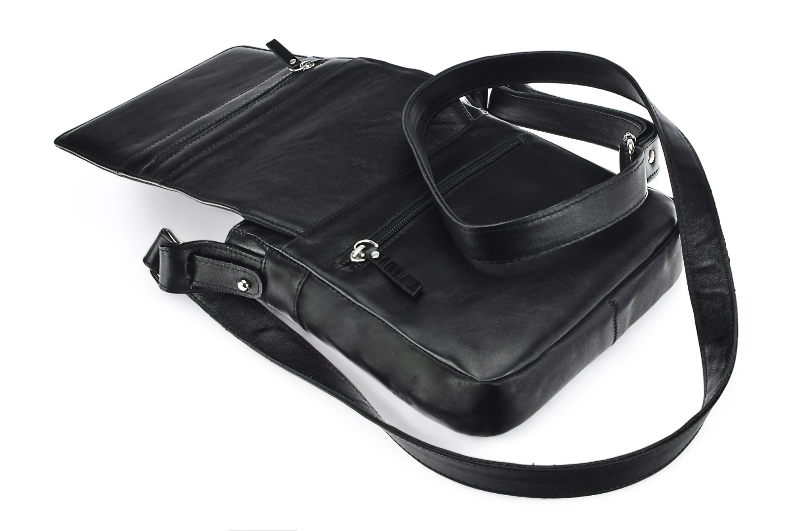   Classic leather shoulder bag. 37 BL-0-1BG