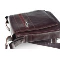 Classic leather shoulder bag. 37 BL-0-2BG