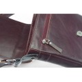 Classic leather shoulder bag. 37 BL-0-2BG