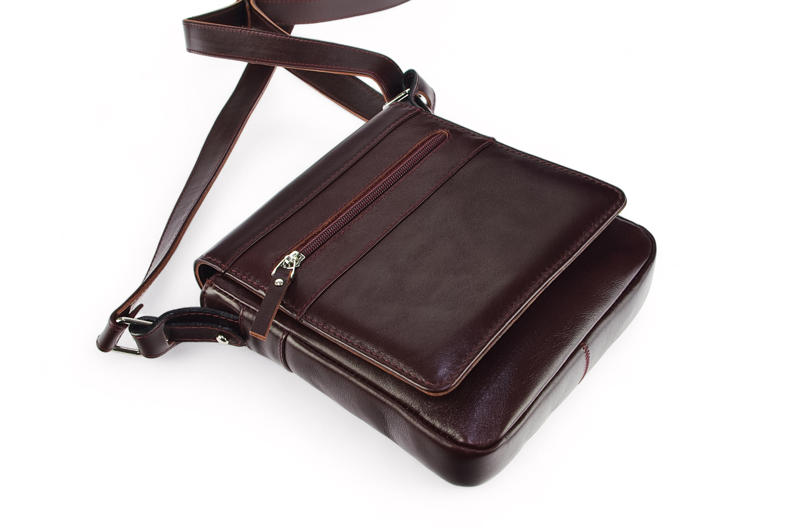   Classic leather shoulder bag. 37 BL-0-2BG