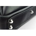 Classic leather shoulder bag. 53 BL-0-1BG