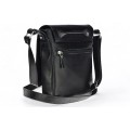 Classic leather shoulder bag. 54 BL-0-1BG