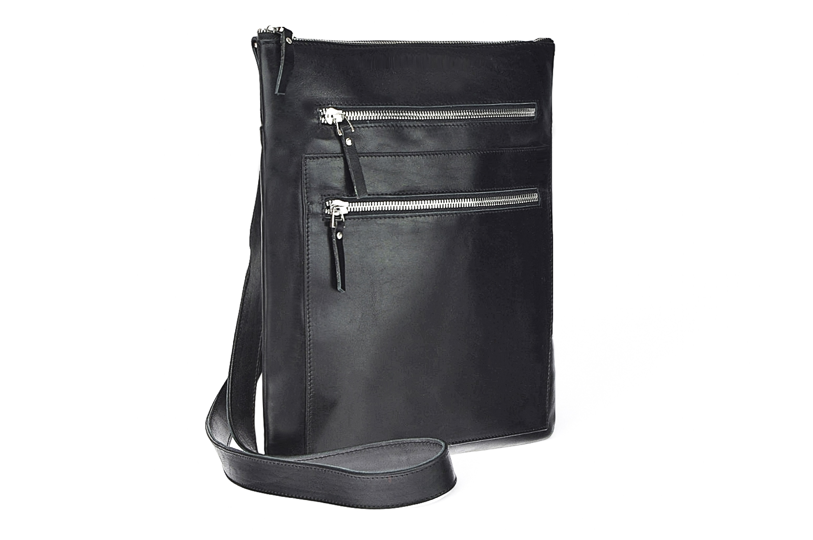 Classic leather shoulder bag. 61 BL-0-1BG_NIC