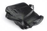   Classic leather shoulder bag. 651 BL-0-1BG