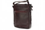   Classic leather shoulder bag. 651 BL-0-2BG