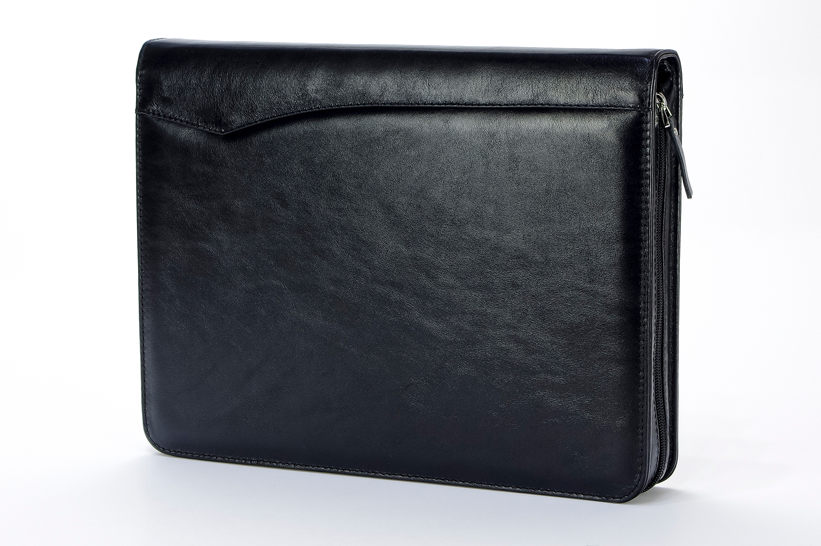 A4 size conference folder with a zipper made of genuine leather. 24 BL 0-1F