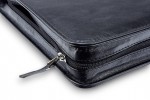 A4 size conference folder with a zipper made of genuine leather. 24 BL 0-1F