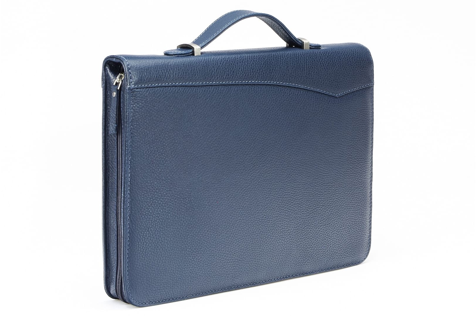 A4 size conference folder with a zipper made of genuine leather. 24R EL 4-3F
